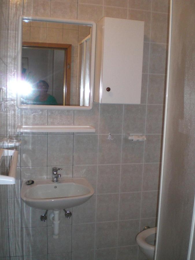 Bava Apartment Ugljan Exterior foto